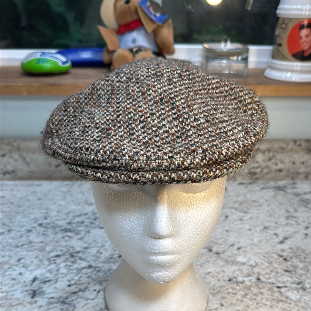 Harris Tweed. Brown Tweed Flat Cap